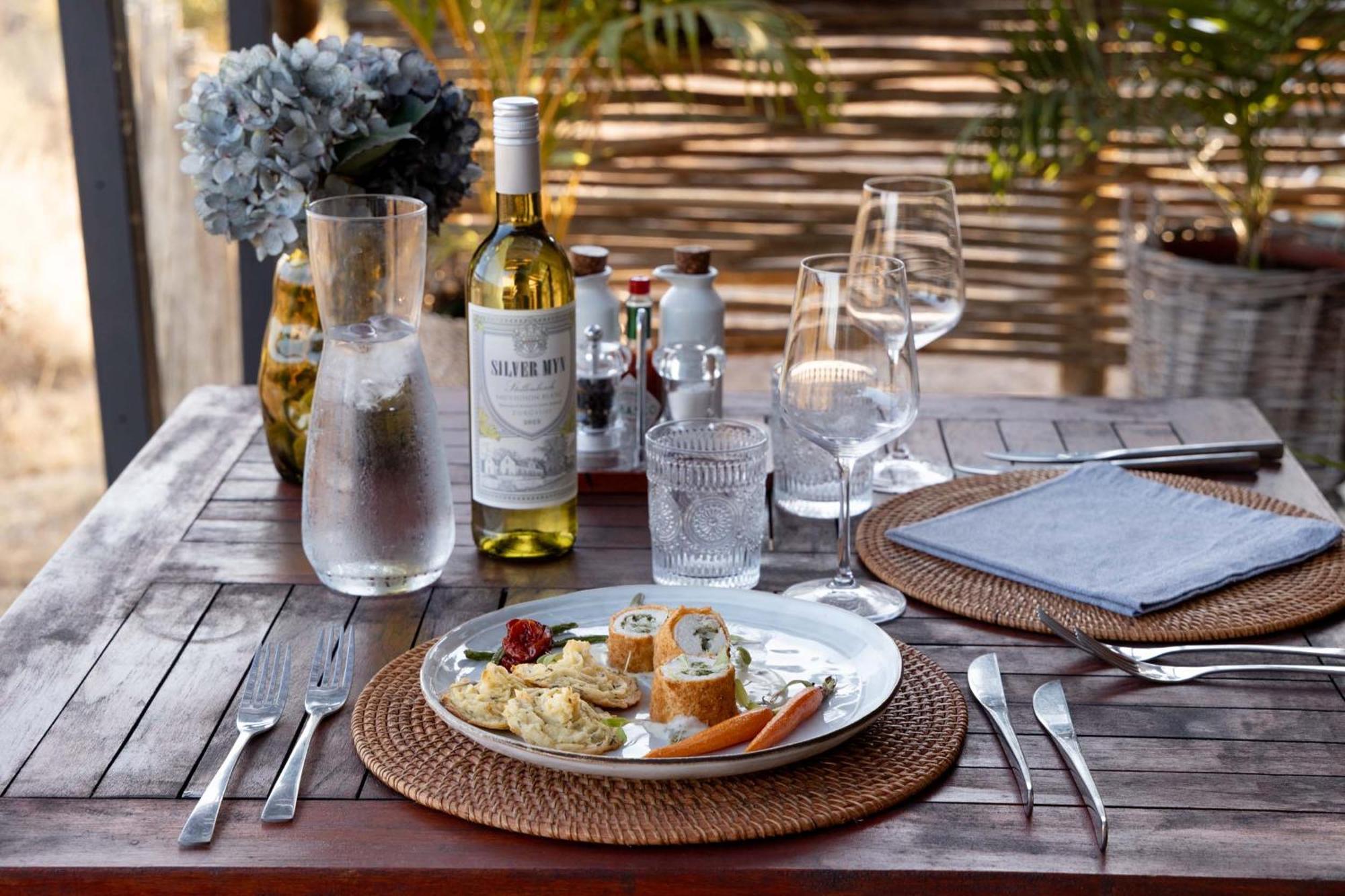 Isambane Camp Villa Balule Game Reserve Bagian luar foto
